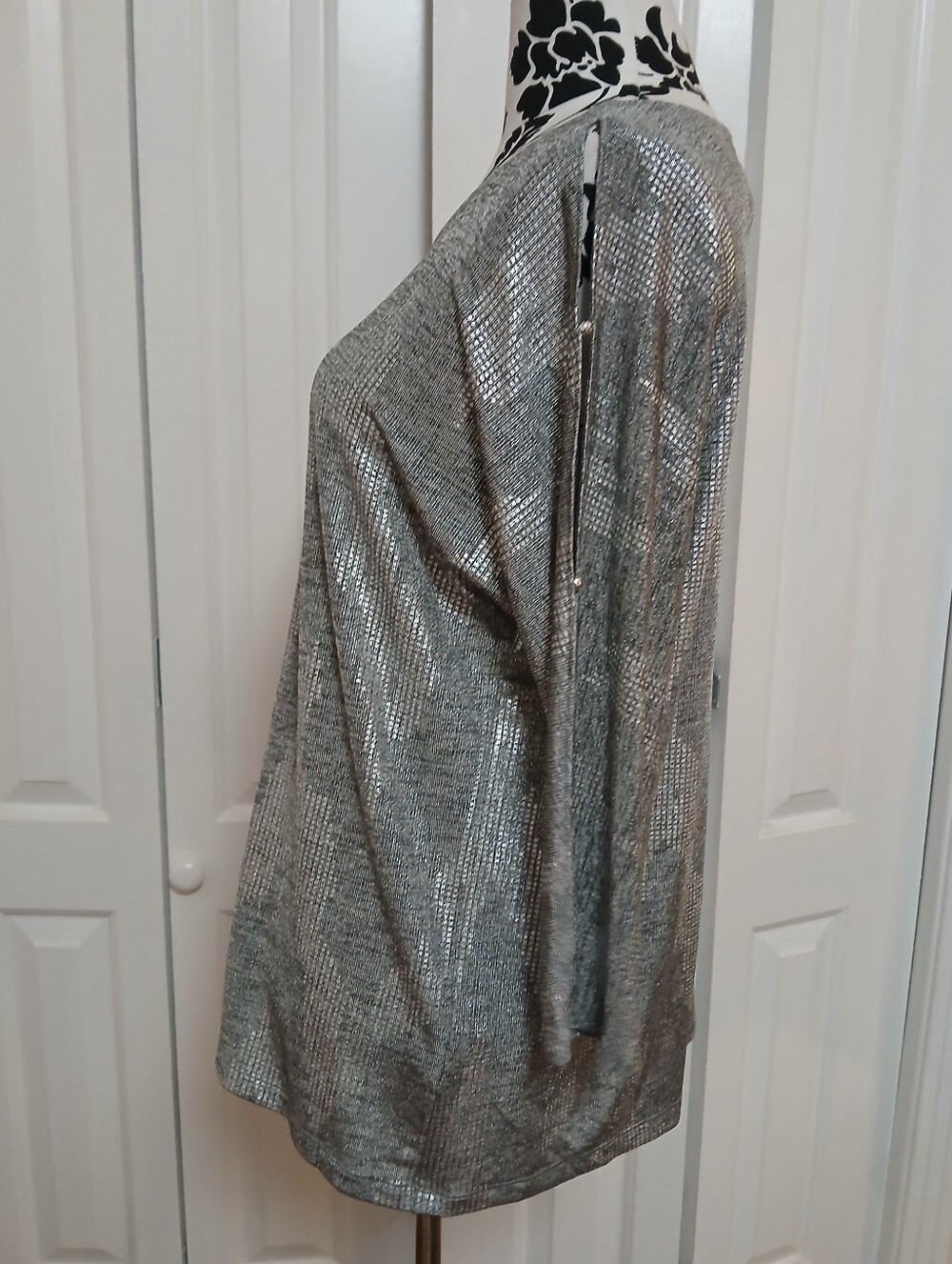 Ruby Rd. Silver Metallic Top - Picture 6 of 8
